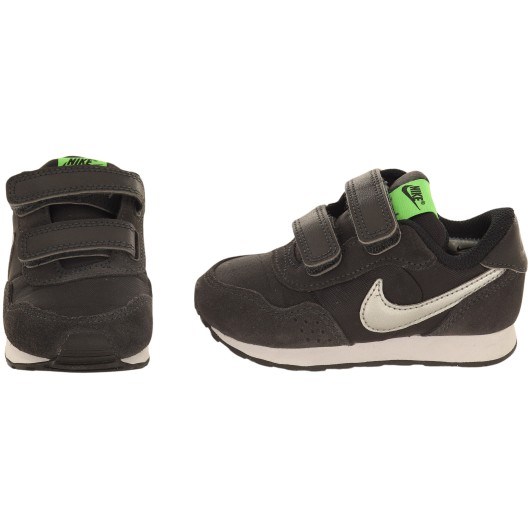 Nike Gender Neutral Black Sneakers