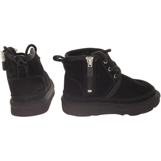 UGG Girls Black Boots UGG Girls Black Boots